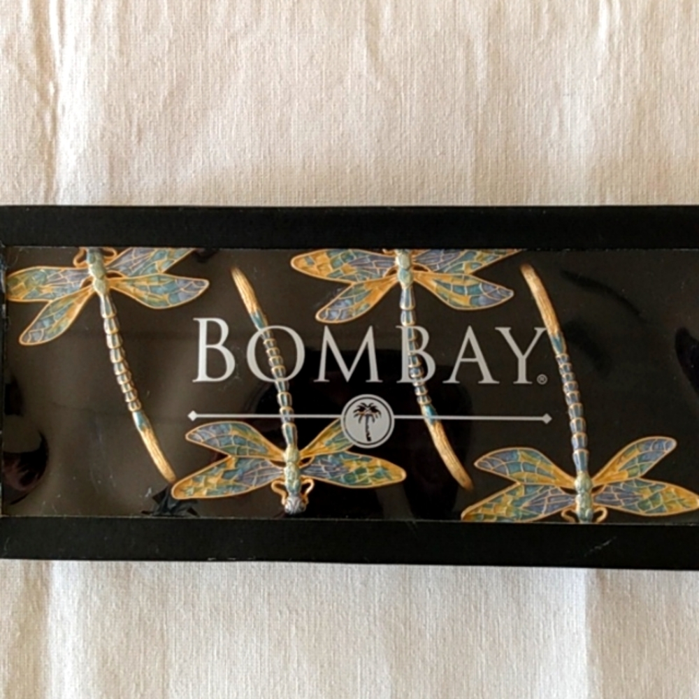 NIB, Beautiful Dragonfly Metal Enameled Napkin Rings